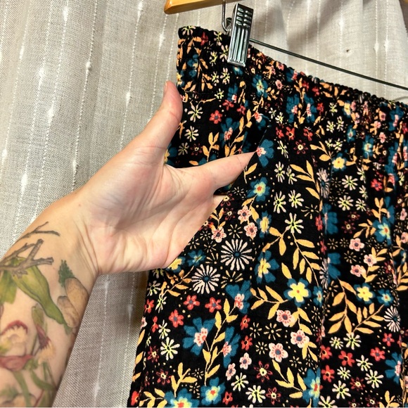 Joyspun Wide Leg Cropped Pants in Floral Muslin Size Large (12-14) - Picture 2 of 4